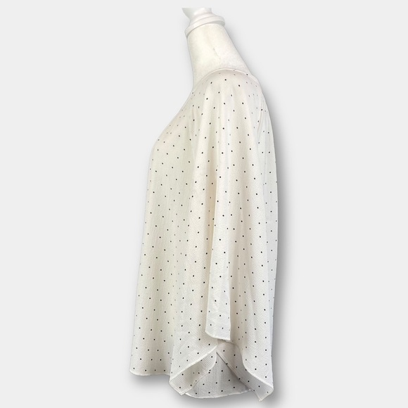 EUC Vince Camuto Polka Dot Blouse White Black Size Medium - Picture 2 of 6